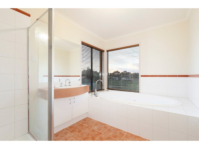 13 Blake Street, Berwick VIC 3806