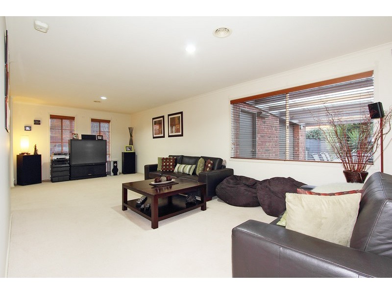 9 Avery Court, Narre Warren VIC 3805