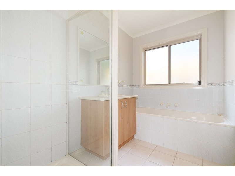 19 Domain Drive, Berwick VIC 3806