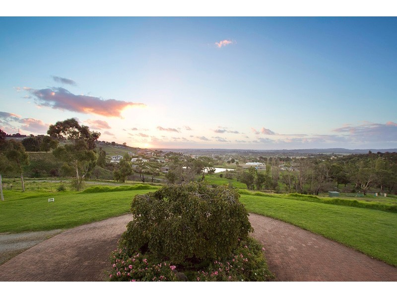 1-3 Halleur Road, Harkaway VIC 3806