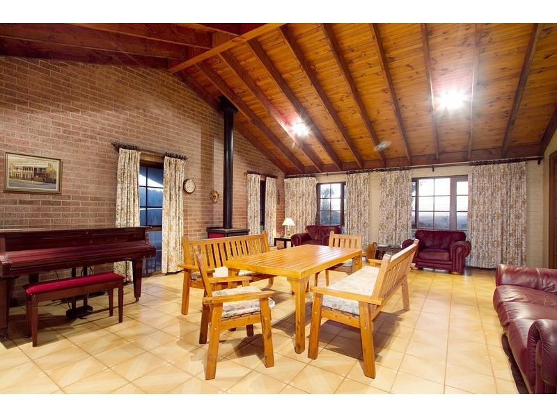 1-3 Halleur Road, Harkaway VIC 3806