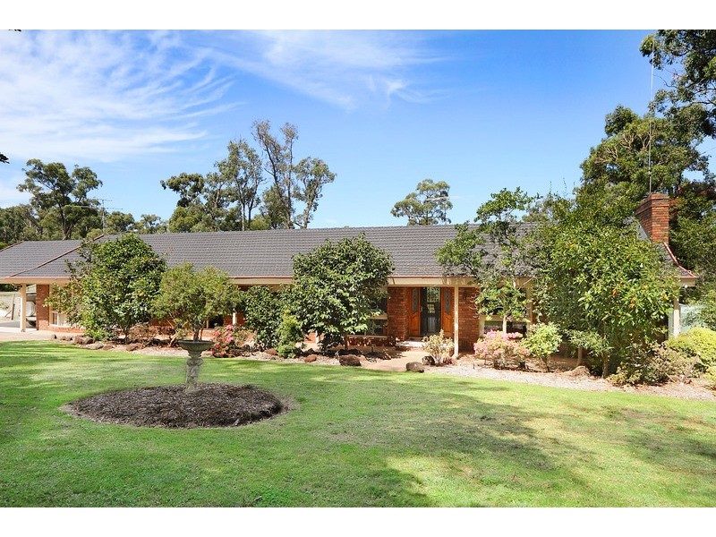 450 Beaconsfield Emerald Road, Guys Hill VIC 3807