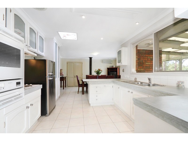 450 Beaconsfield Emerald Road, Guys Hill VIC 3807