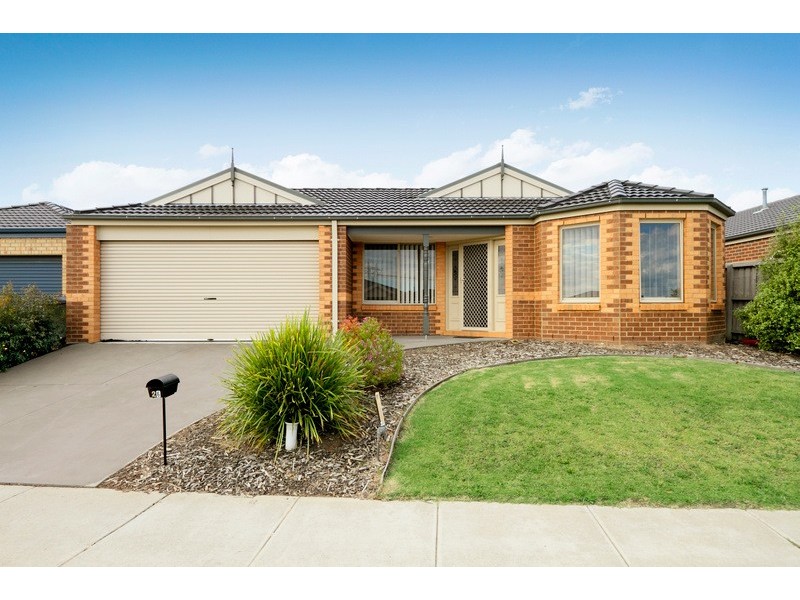 26 Springhill Drive, Cranbourne VIC 3977