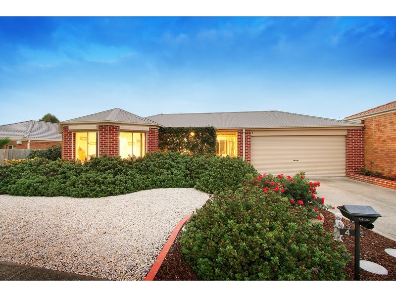 4 Georgina Place, Berwick VIC 3806