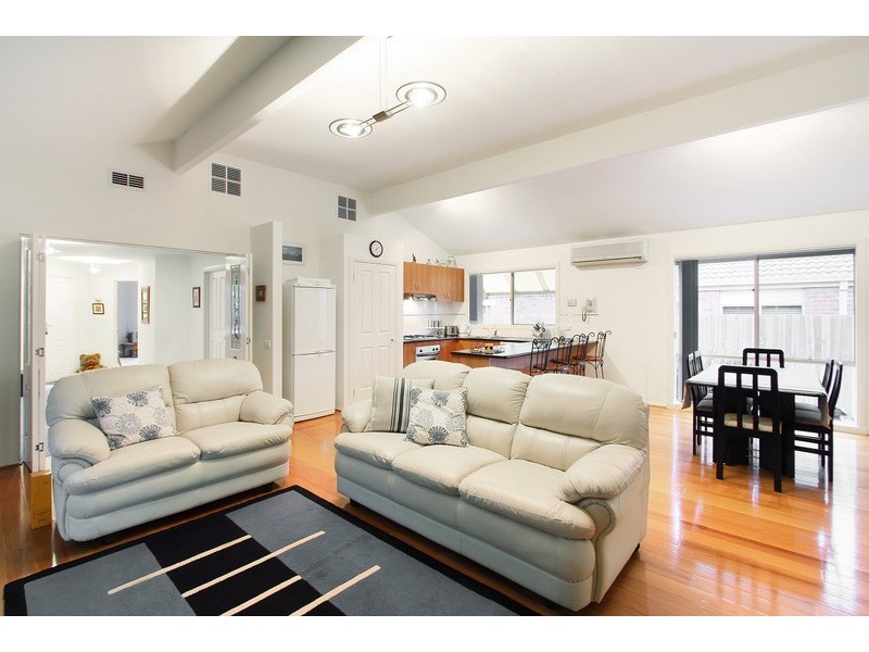 4 Georgina Place, Berwick VIC 3806