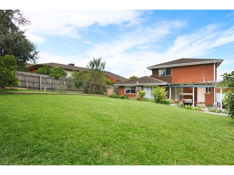 44 David Collins Drive, Endeavour Hills VIC 3802