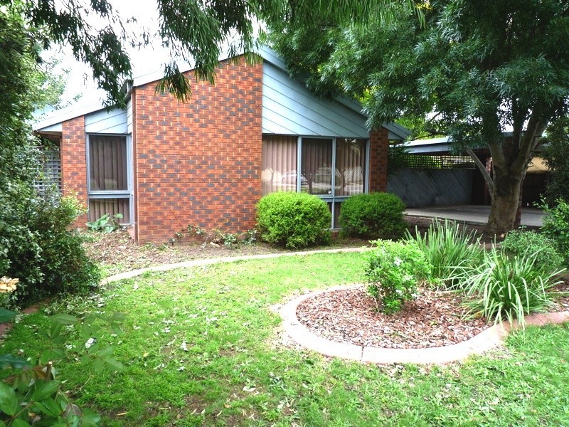 14 Ashfield Drive, Berwick VIC 3806