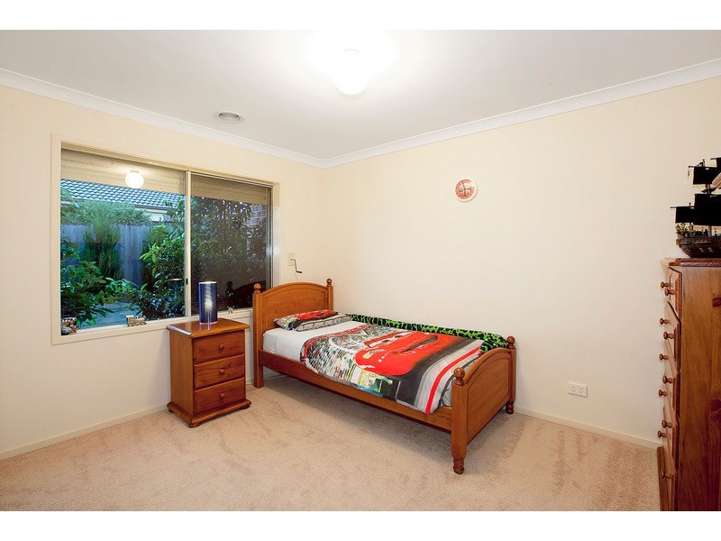 15 Wildflower Crescent, Narre Warren South VIC 3805
