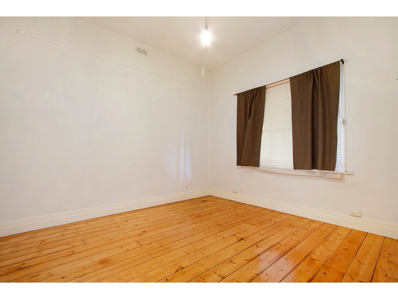 4 Orgill Street, Dandenong VIC 3175