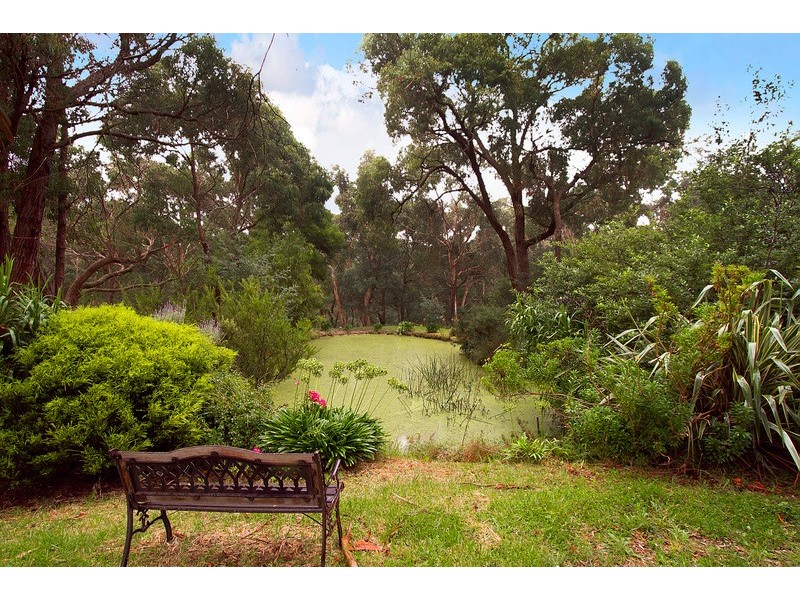 98 Yackatoon Road, Beaconsfield Upper VIC 3808