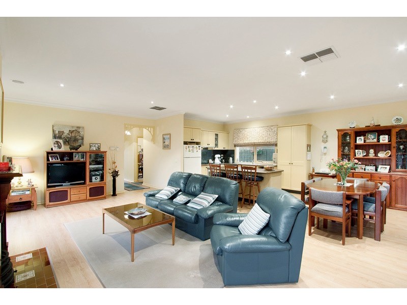 3 O’Dowd Place, Lynbrook VIC 3975