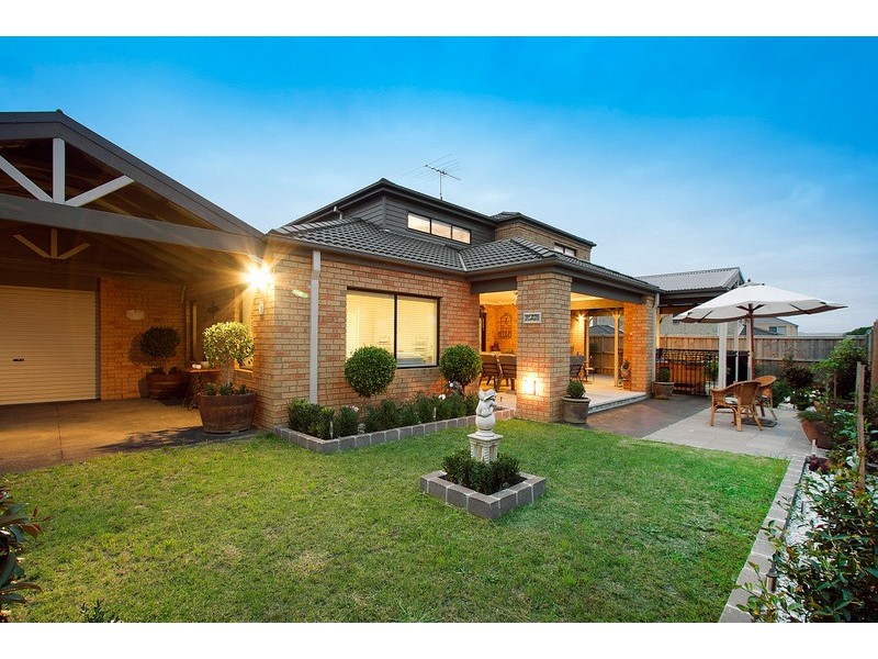 10 Azimuth Close, Narre Warren South VIC 3805