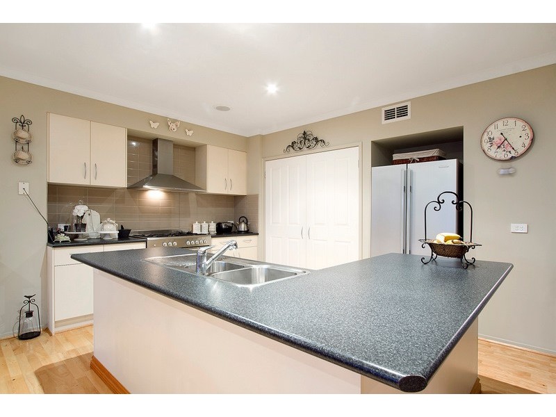 10 Azimuth Close, Narre Warren South VIC 3805