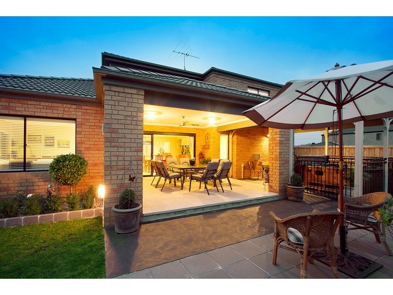 10 Azimuth Close, Narre Warren South VIC 3805