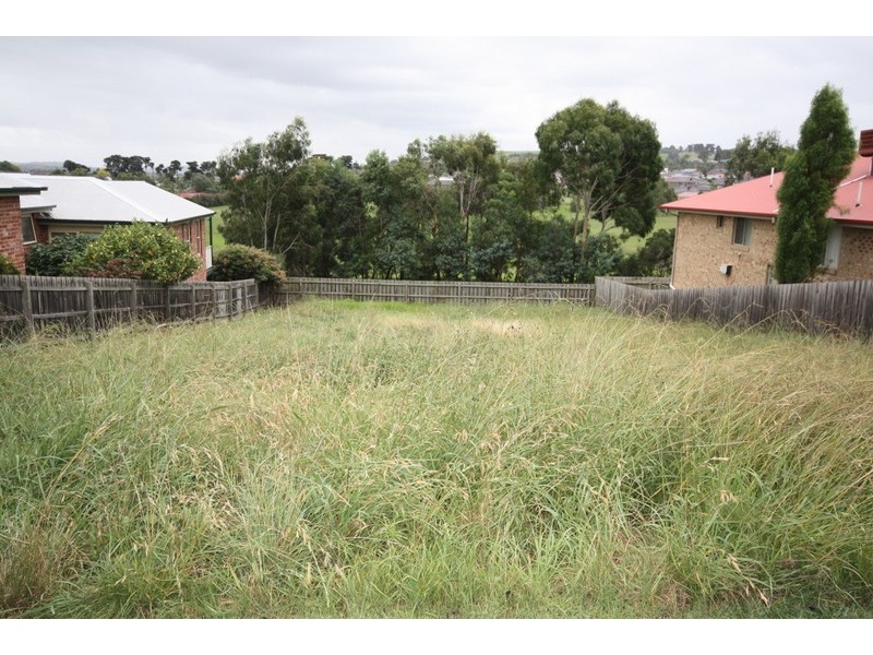 70 Telford Drive, Berwick VIC 3806