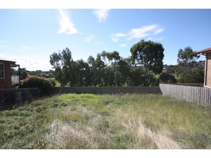 70 Telford Drive, Berwick VIC 3806