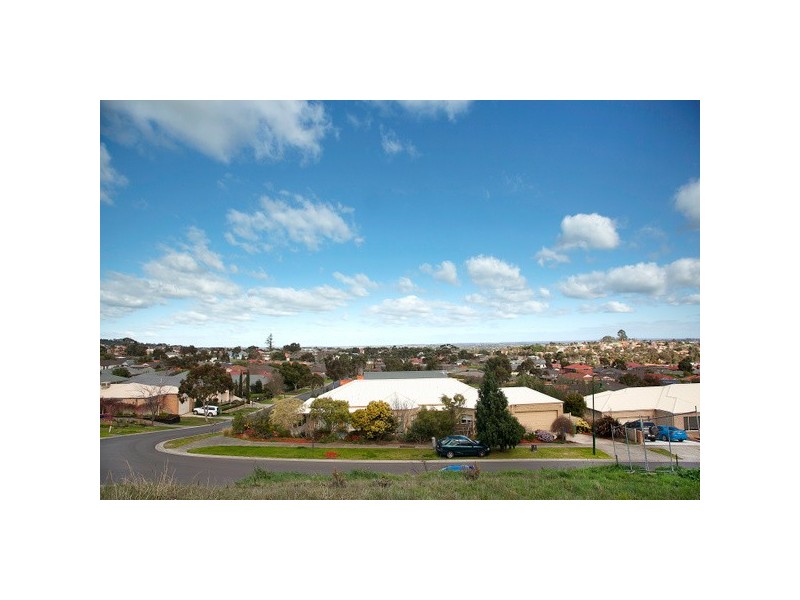 25 Wintersun Road, Berwick VIC 3806
