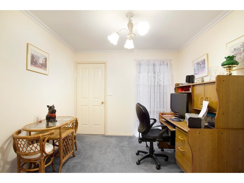 9 Lisson Court, Berwick VIC 3806