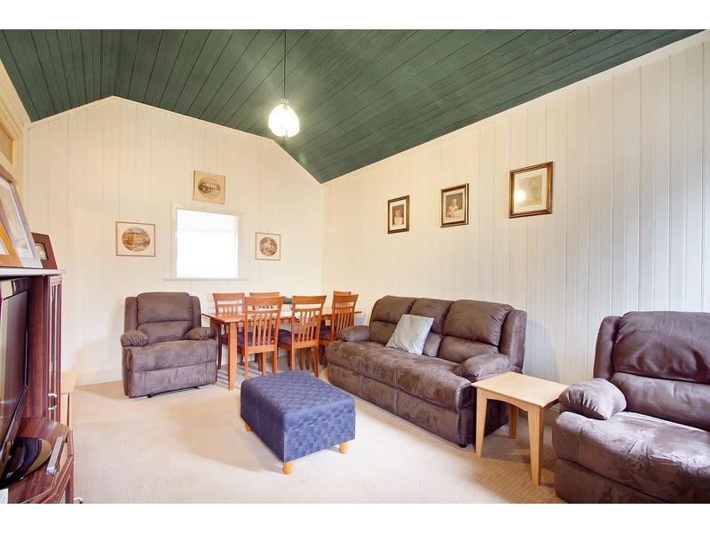 29 Railway Avenue, Beaconsfield VIC 3807