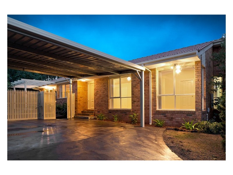 1 Mallee Court, Berwick VIC 3806