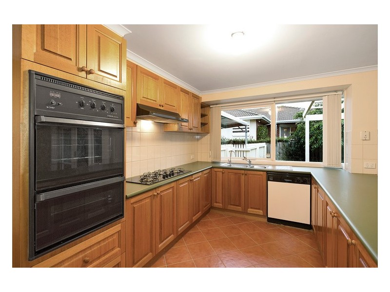 1 Mallee Court, Berwick VIC 3806