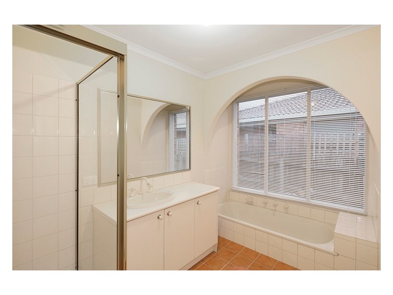 1 Mallee Court, Berwick VIC 3806