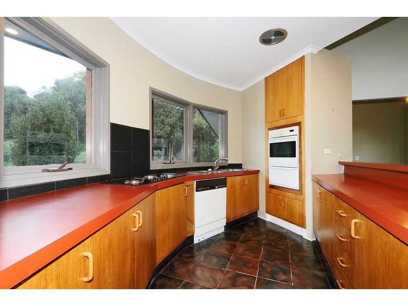 102 Blumm Road, Belgrave South VIC 3160
