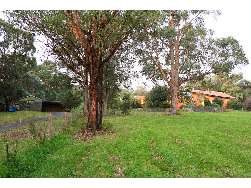 102 Blumm Road, Belgrave South VIC 3160