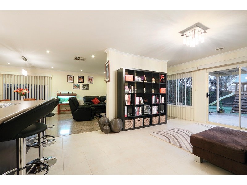 17 Harrington Drive, Narre Warren South VIC 3805