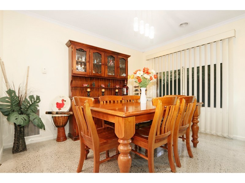 17 Harrington Drive, Narre Warren South VIC 3805