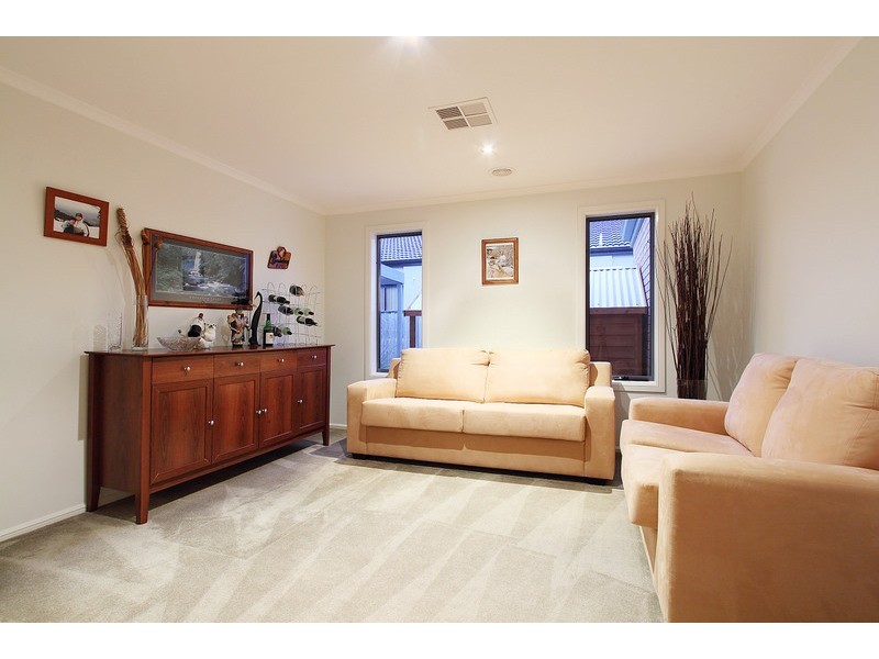 5 Glade Court, Berwick VIC 3806