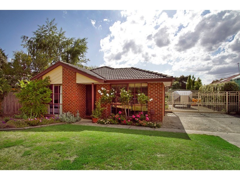 36 Mitre Crescent, Berwick VIC 3806