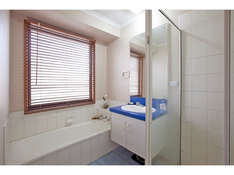 4 Janet Court, Hampton Park VIC 3976