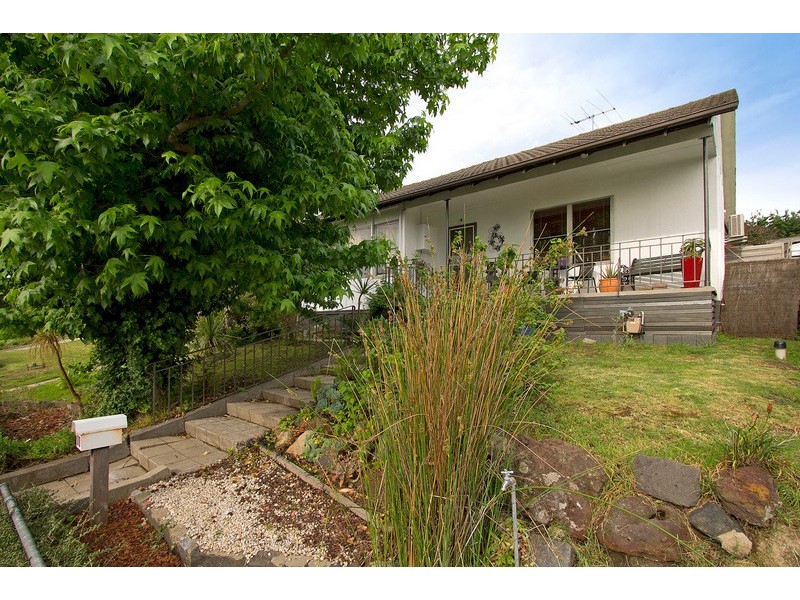 30 Chestnut Road, Doveton VIC 3177