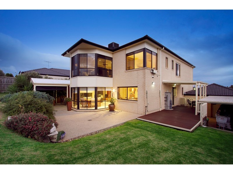 30 Viewgrand Drive, Berwick VIC 3806
