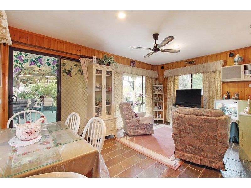 42 Sheoak Street, Doveton VIC 3177