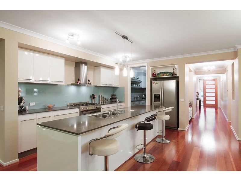 57 Cambridge Drive, Berwick VIC 3806