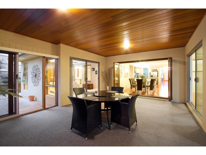 57 Cambridge Drive, Berwick VIC 3806