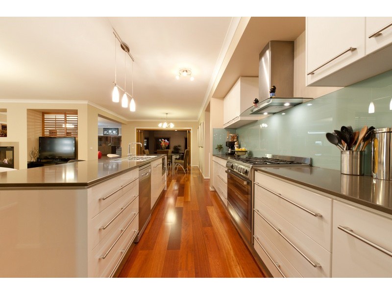 57 Cambridge Drive, Berwick VIC 3806