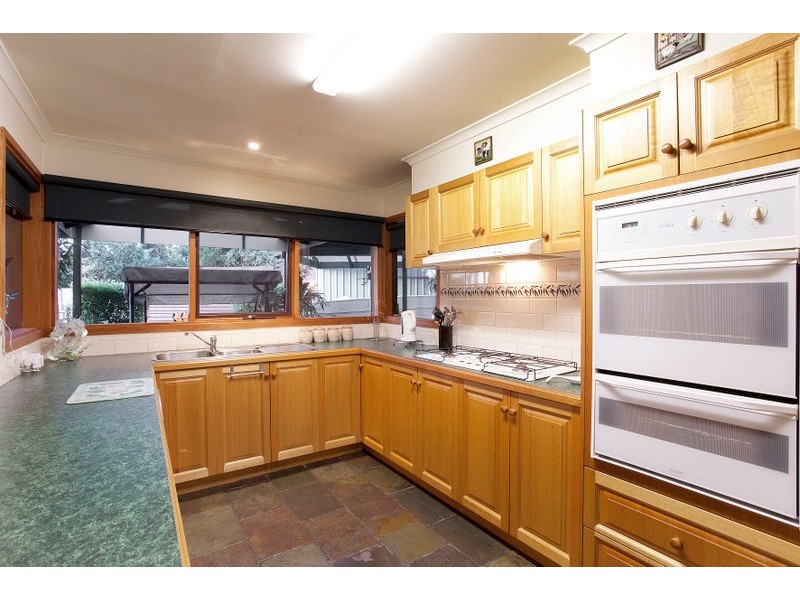 2 Freda Court, Narre Warren VIC 3805