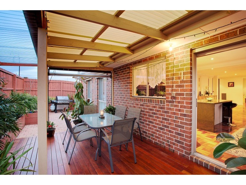 6 Asti Place, Berwick VIC 3806