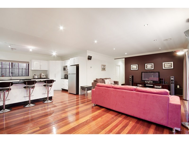 1 Allunga Parade, Berwick VIC 3806