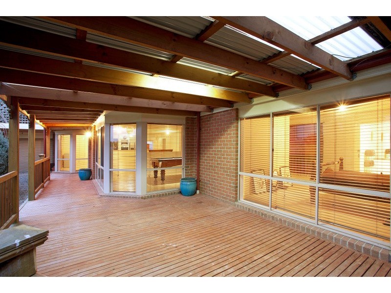 1 Stirling Circuit, Beaconsfield VIC 3807