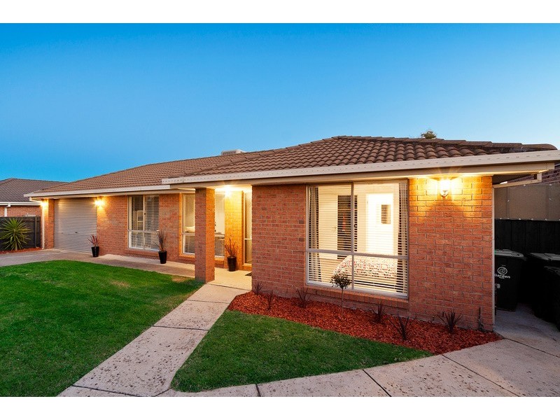 421 Centre Road, Berwick VIC 3806