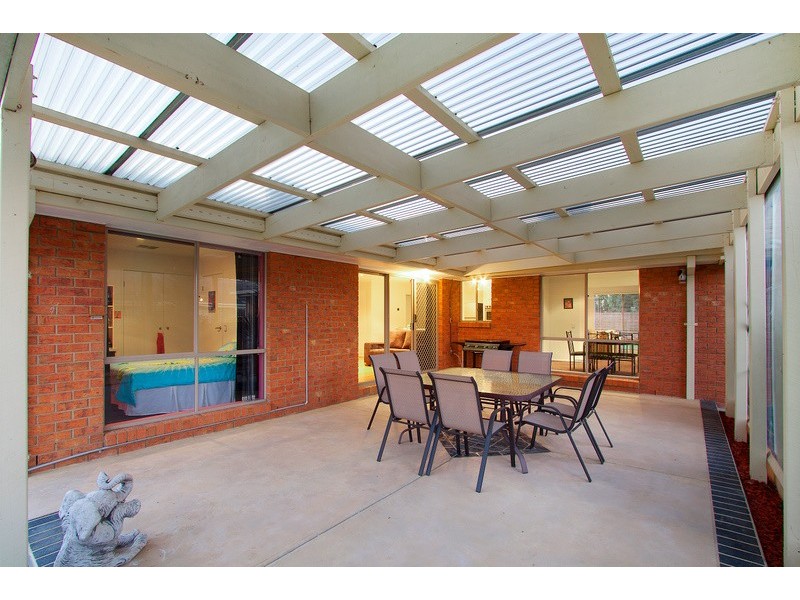 421 Centre Road, Berwick VIC 3806