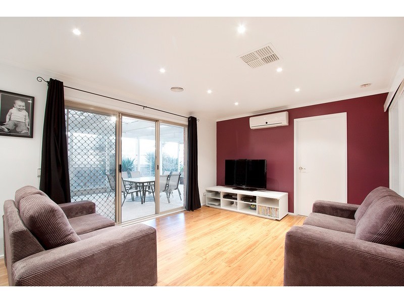 421 Centre Road, Berwick VIC 3806