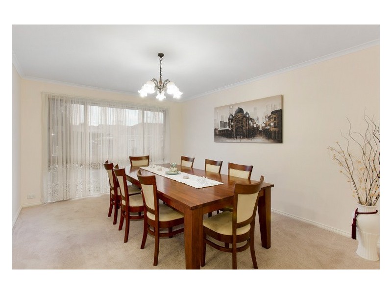 34 Kallara Crescent, Narre Warren VIC 3805