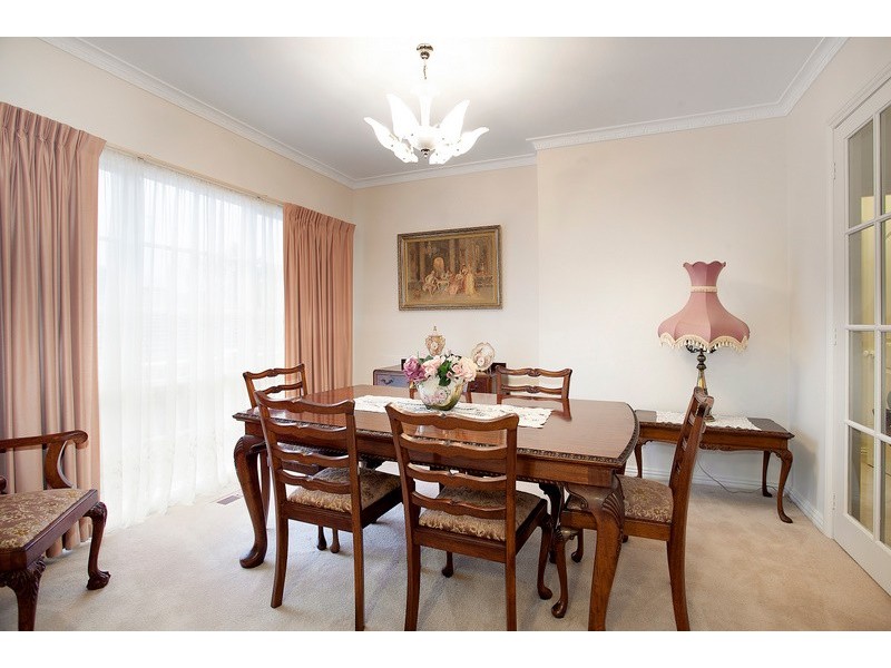 3/32 Langmore Lane, Berwick VIC 3806