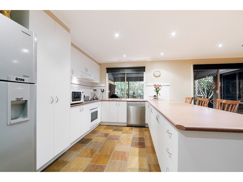 13 Timberside Drive, Beaconsfield VIC 3807